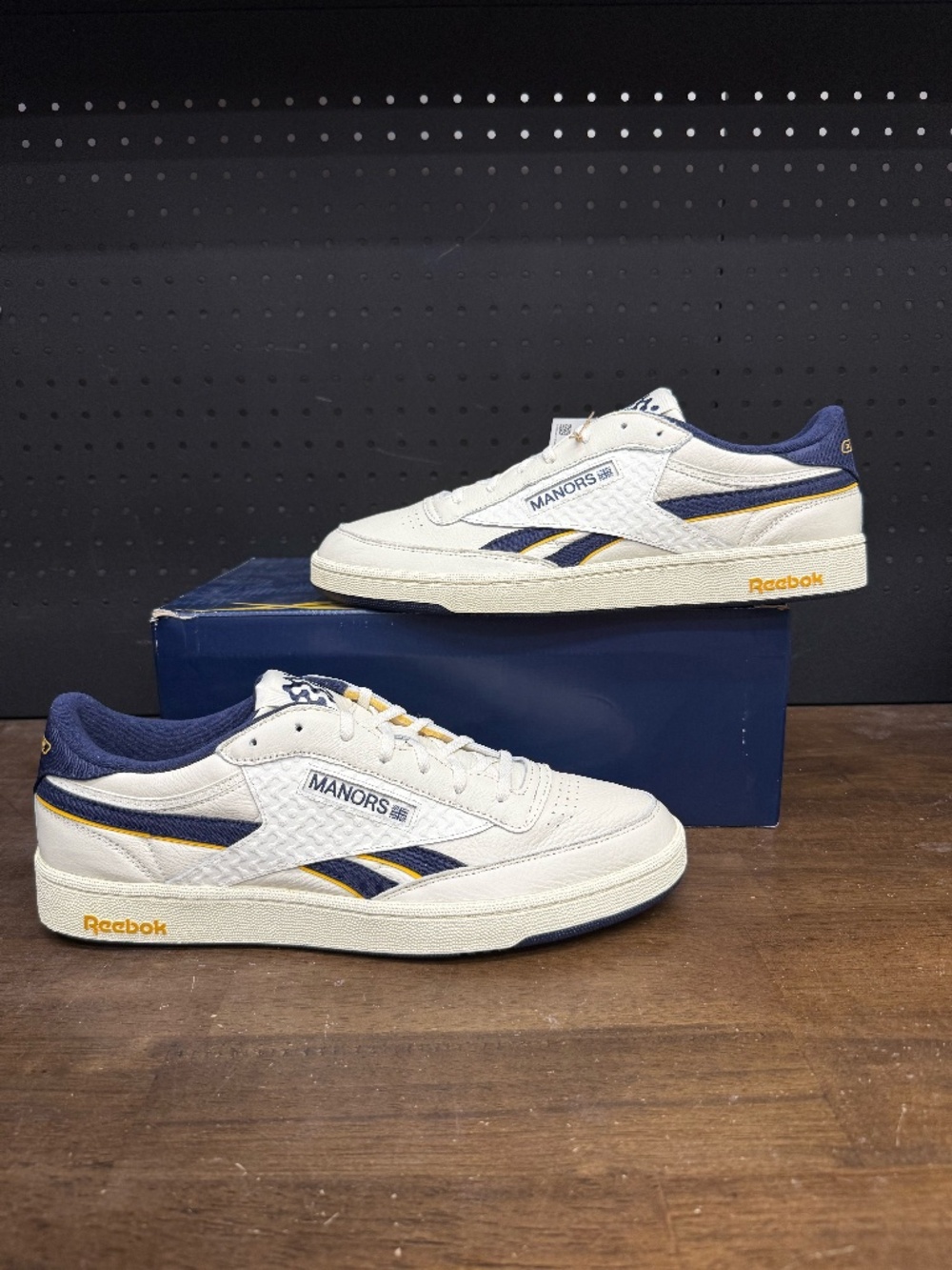 New W/ Box! Men's Manors x Reebok Club C Revenge Vintage 'Chalk Navy' Sneakers